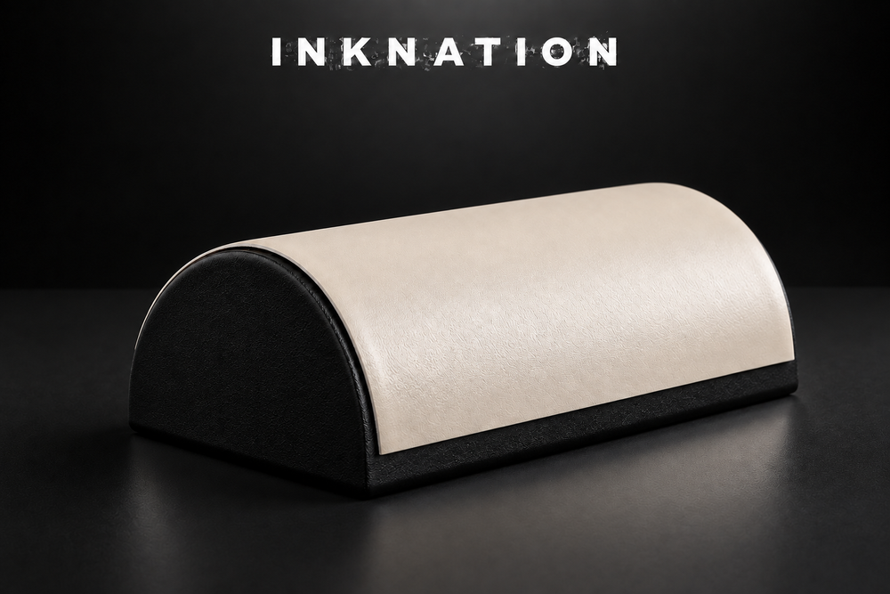 Soporte semicircular para piel sintética INKNATION
