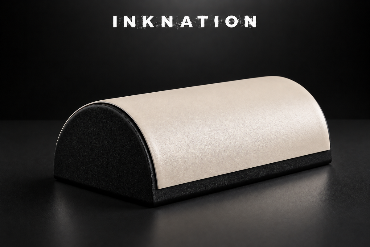 Supporto a semicerchio per pelle sintetica INKNATION